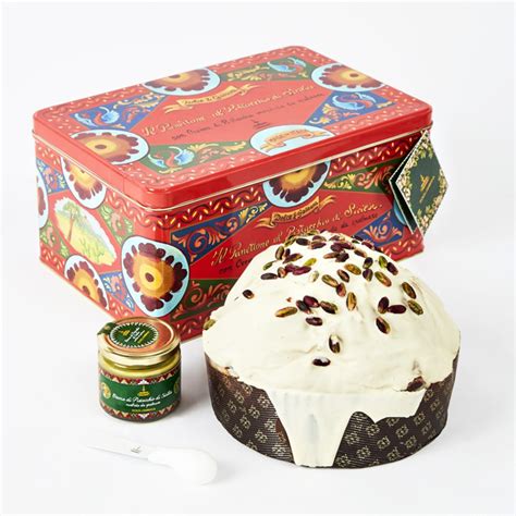 dolce and gabbana panettone toronto.